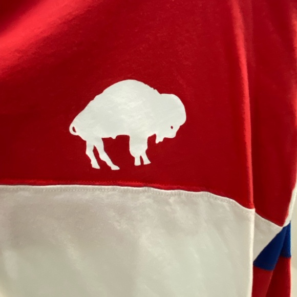 🏈 Women’s Licensed Buffalo Bills Top - XS ❤️💙 - Picture 3 of 5